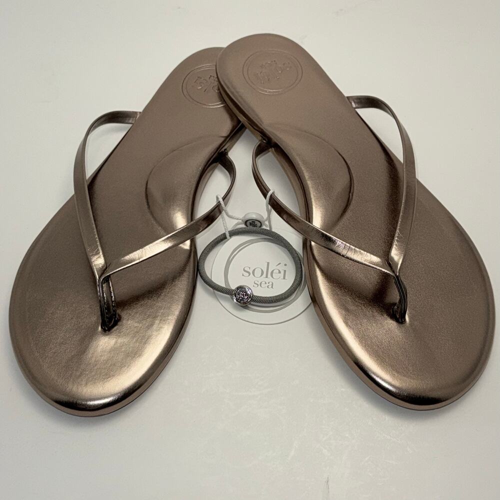 Solei Sea Indie Metallic Pewter Sandals / Flip Flops, Women's Size 7 / 8